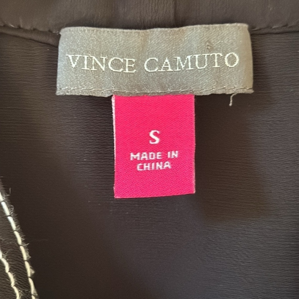 Vince Camuto Blouse Size S - Picture 3 of 6
